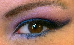 Purple and Blue Cut Crease-Close Up