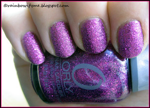 This is Orly's Bubbly Bombshell. 
Read more about it on my blog: 
http://rainbowifyme.blogspot.com/2011/09/orly-bubbly-bombshell.html