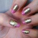 Pink and gold manicure