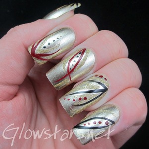 Read the original blog post at http://glowstars.net/lacquer-obsession/2013/12/33dc-freestyle/