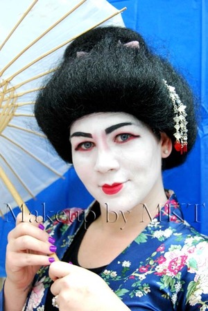 geisha makeup