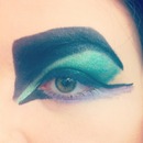 Wicked witch eye makeup! 