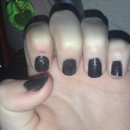 Black glittery nails 