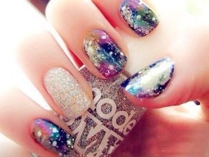 These are very breathe taking, it's so stunning and gorgeous!(: I would die for these nails. 