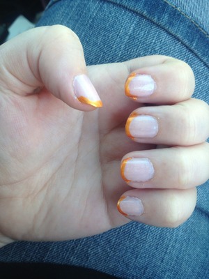 freehanded the tips, so they could be neater. but, still, summer french tips~