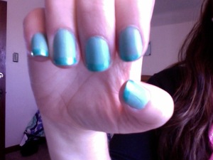 matte turqs & caicos w/ shiny turquoise from delias tips