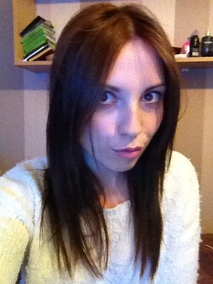 Dyed hair brown, foundation No7 stay perfect :)