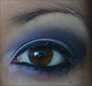 Maleficent-Inspired Eye Look
More photos here: http://www.swatchandlearn.com/purple-eye-of-the-day-inspired-by-maleficent/