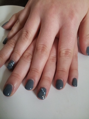 For this I used a slate grey gel polish, silver star studs and pale blue gems,  follow me on my blog beautifuladdiction21.blogspot.co.uk