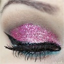 Glitter Pink Makeup