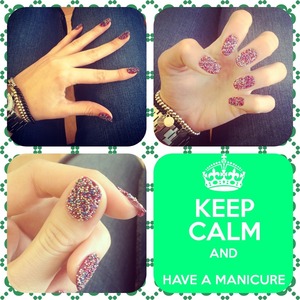 Caviar Manicure 