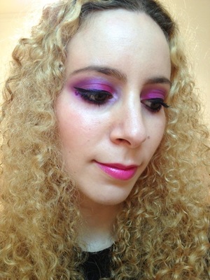 I felt like some bright pinky purple thing going on, so I played around with Inglot and Sugarpill for a simple but fun look!