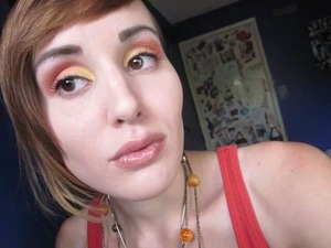 yellow/orange eye