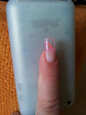 Acquarium nail with water and glitter inside
