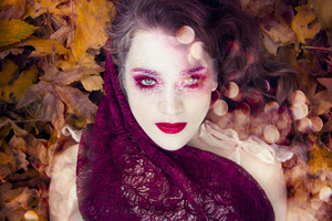Photography: Hilary Van Dyke
Model: Holly
Makeup: Paula Lanzador