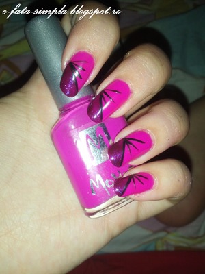 http://o-fata-simpla.blogspot.ro/2013/05/pink-nails.html