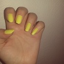 Yellow nails?