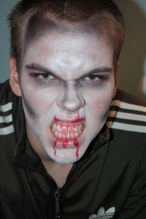 my vampire inspired look ... tested on my boyfriend hihi <3 