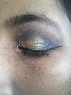 Was looking for tutorials using Urban Decay's Vice Palette n came across a tutorial by ThatGirlShaeXo