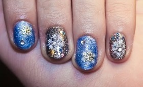 Snowflakes nail art for short nails
