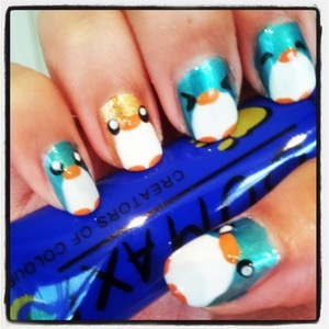 Nothing like cute penguins marching on your nails to cheer up your day 