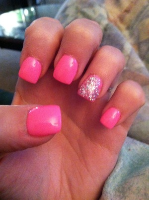 Wanted to try something new so tried out the glitter 
