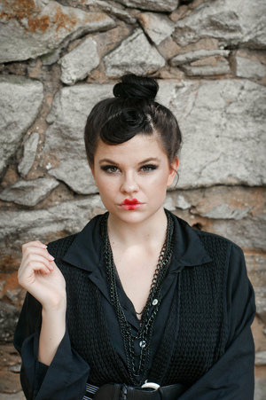 An photoshoot I put together with awesome help!

Model : Bella Norton
Photography & Hair : Sara Vogt