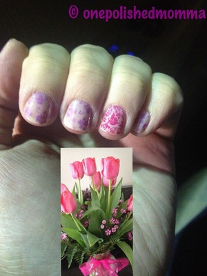 I loved these flowers and just couldn't help not stamping something similar 
