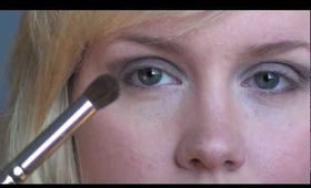 MAC Surf Baby: Dramatic Silver Eye