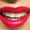 Red lips maybelline red revival 