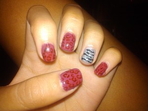 First attempt at cheetah nails haha :)