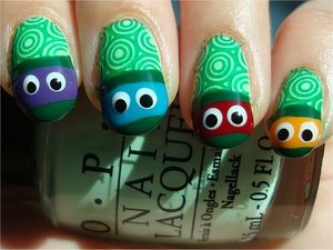 Nail tutorial & more photos here: http://www.swatchandlearn.com/nail-art-tutorial-teenage-mutant-ninja-turtle-nails/