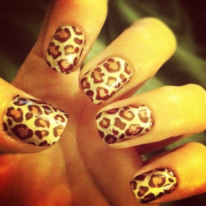 Sally Hansen Salon Effects - Kitty Kitty. 