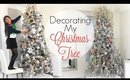 DECORATING MY CHRISTMAS TREE | ME VS. THE PROFESSIONALS