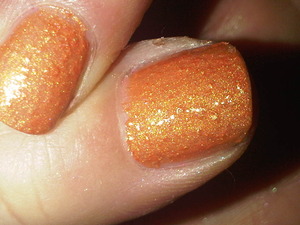 Bronzer Pearls and clear nail polish