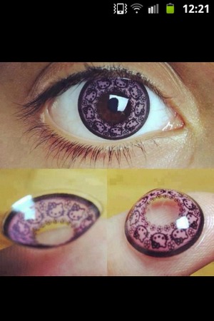 Purple hello kitty eyes ! <3