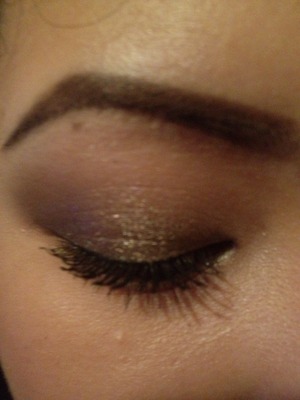 Used my bronzed taupe loreal infallible cream shadow & my urban decay naked 2 palette! 