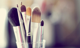 The Best Brush Storage for Your Personality