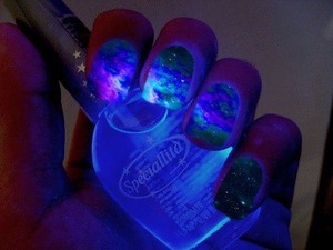 Glow In The Dark Nails