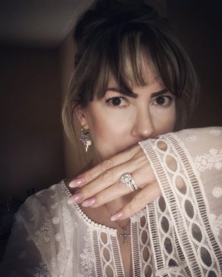 Pamella R.