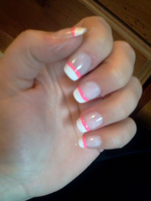 cute simple french tips.(: