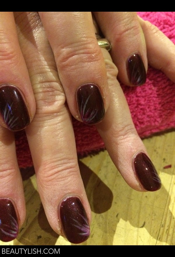 Showcase Your Glamour with Rose Gold Burgundy Nails | Copper nails designs, Maroon  nail designs, Rose gold nails design