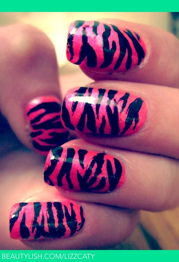 Hot Pink Zebra Nails, Liz R.'s (lizzcaty) Photo