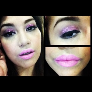 Glitter pink eyes and lips inspired by Katy Perry's California girls/wide awake music videos
