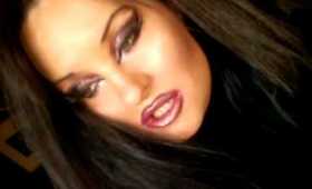 smokey red eyeshadow