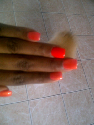 Acrylic nails, with coral and orange color (SUMMER)
