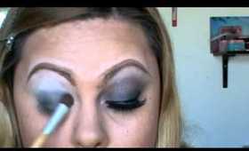 Kim Kardashian SMOKEY EYE