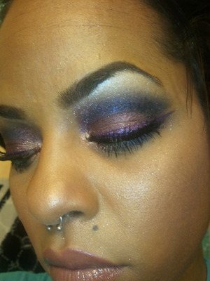 W/ colored winged liner. A beautiful look for brow eyed babes!