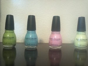 I was at Walgreens and saw these colors and thought they were perfect for an easter look:]
Colors: Innocent (944), Cinderella (1106), Tutu (1030), & Unicorn (953)