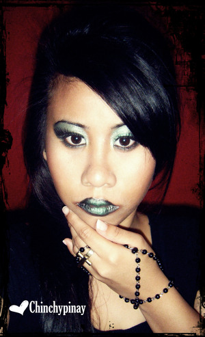 2011 Halloween- GOTH Look (Freaked out while taking this pictures) lol ... o.O HAPPY HALLOWEEN BEAUTYLISHES ^.^
